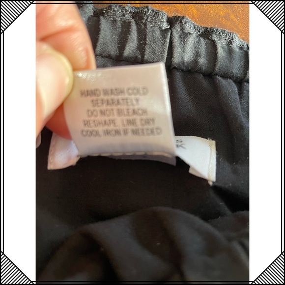 Barney’s NYC fully lined Embroidered, Cotton Sheath Dress. - Picture 7 of 8